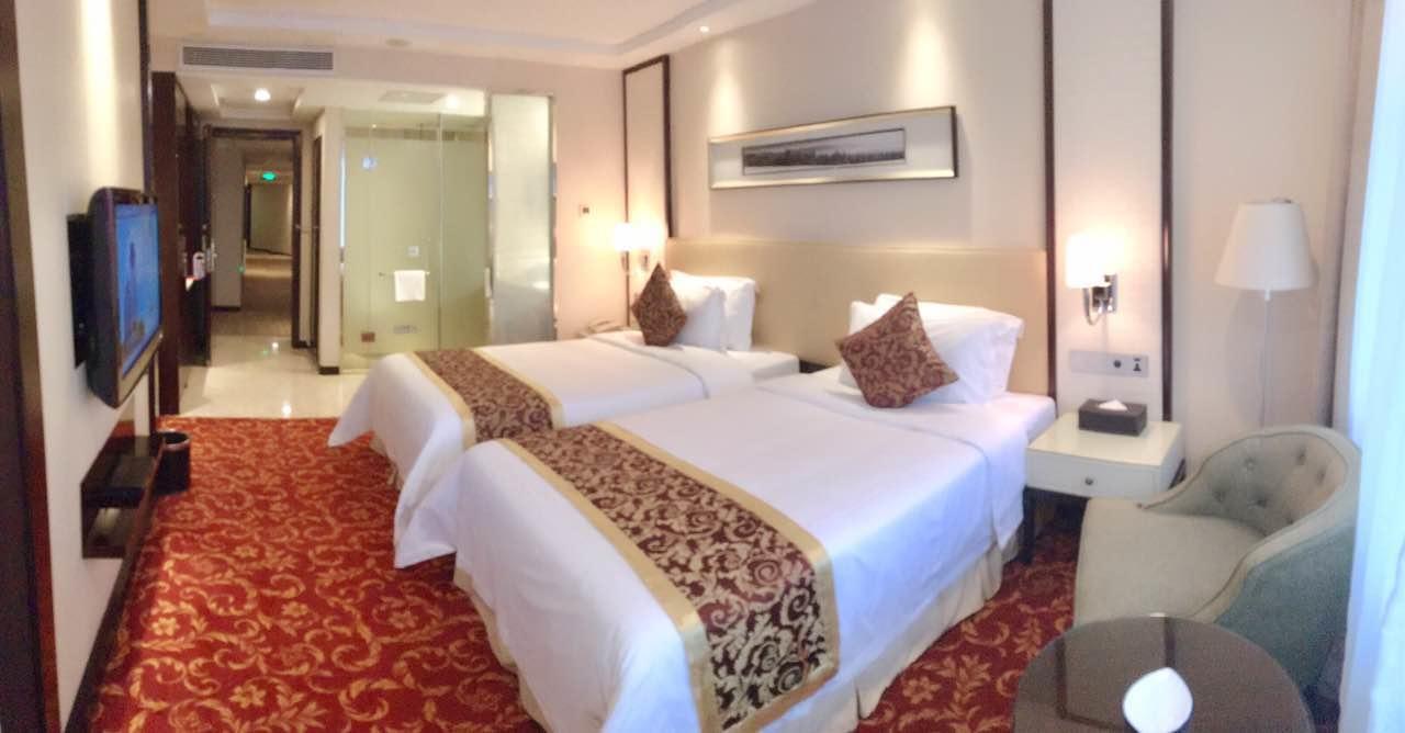 Chunjiang Lushan Hotel Shenzhen Buitenkant foto